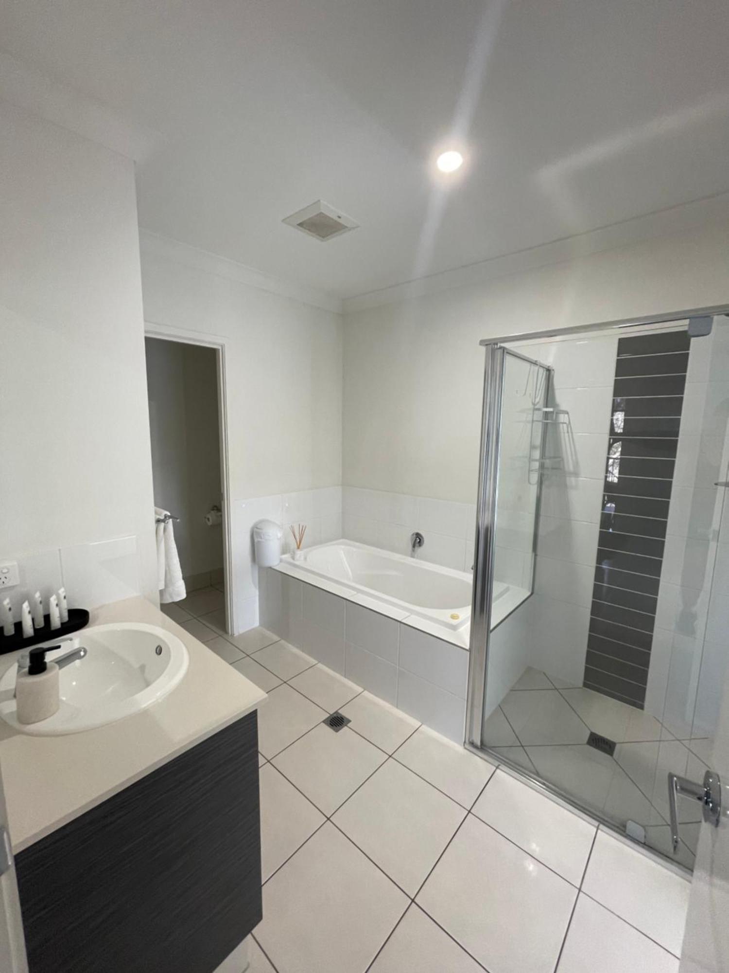 Upper Coomera Castle 2 Holiday home